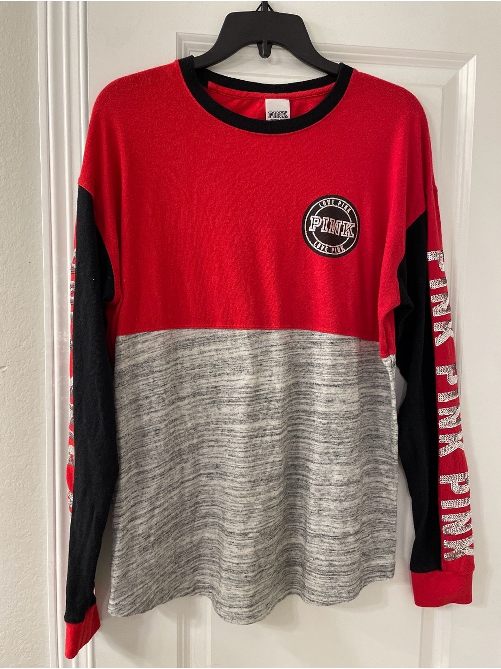 PINK Victoria's Secret Red Black Heather-Gray Colorblock Long Sleeve Top